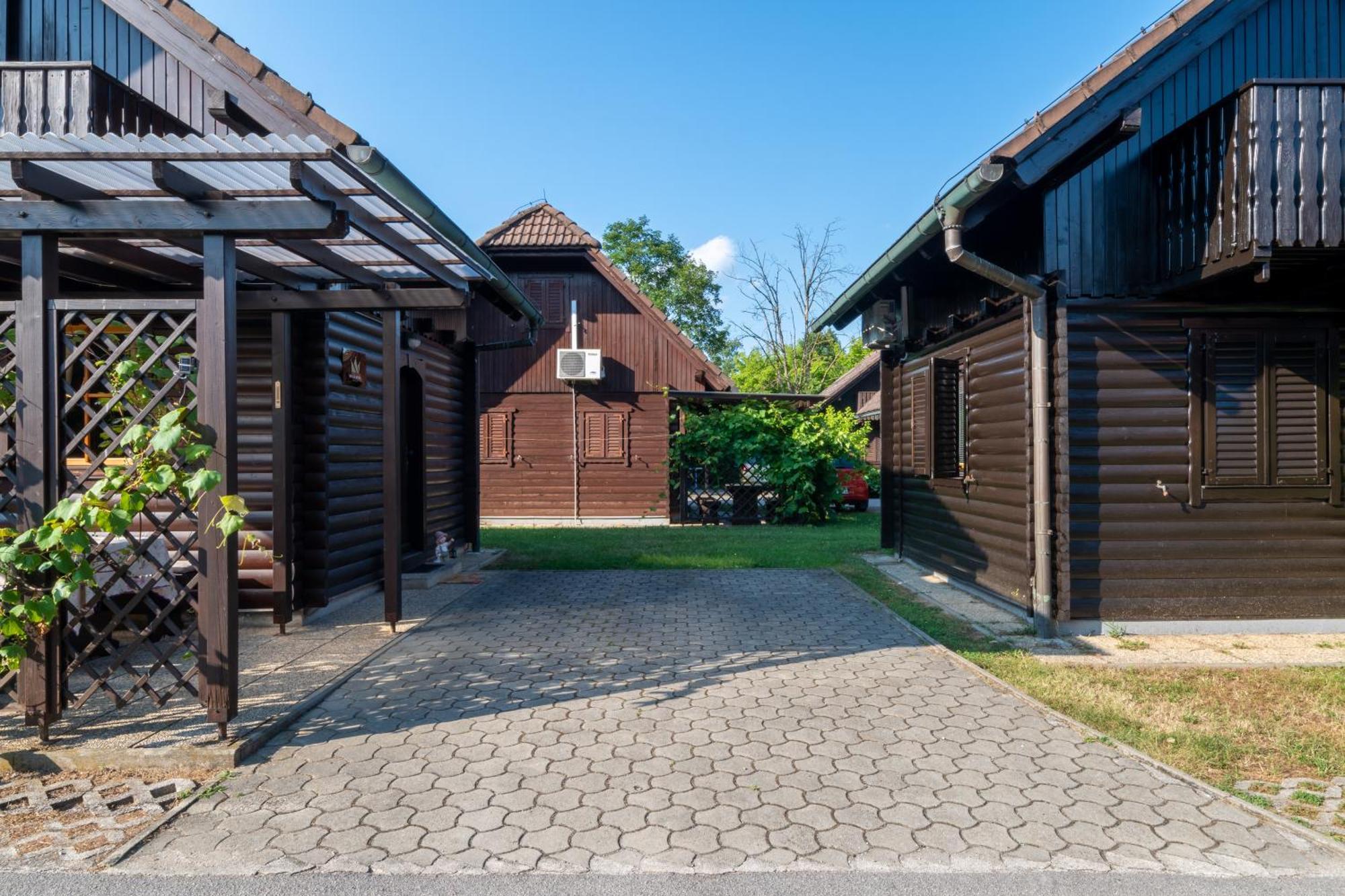 Bella Mura Nature Chalet I27 Подчетртек Экстерьер фото